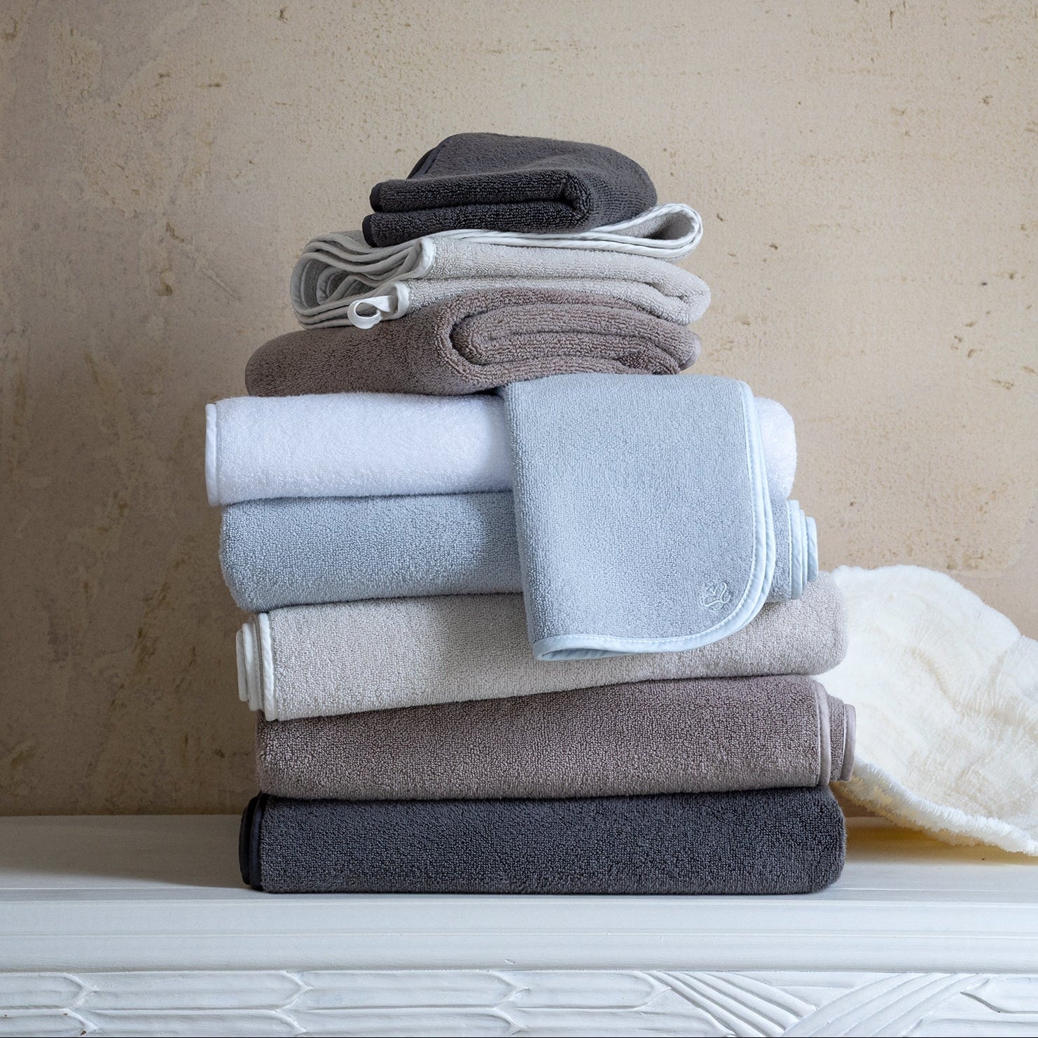 Scandia Home Delfine Collection