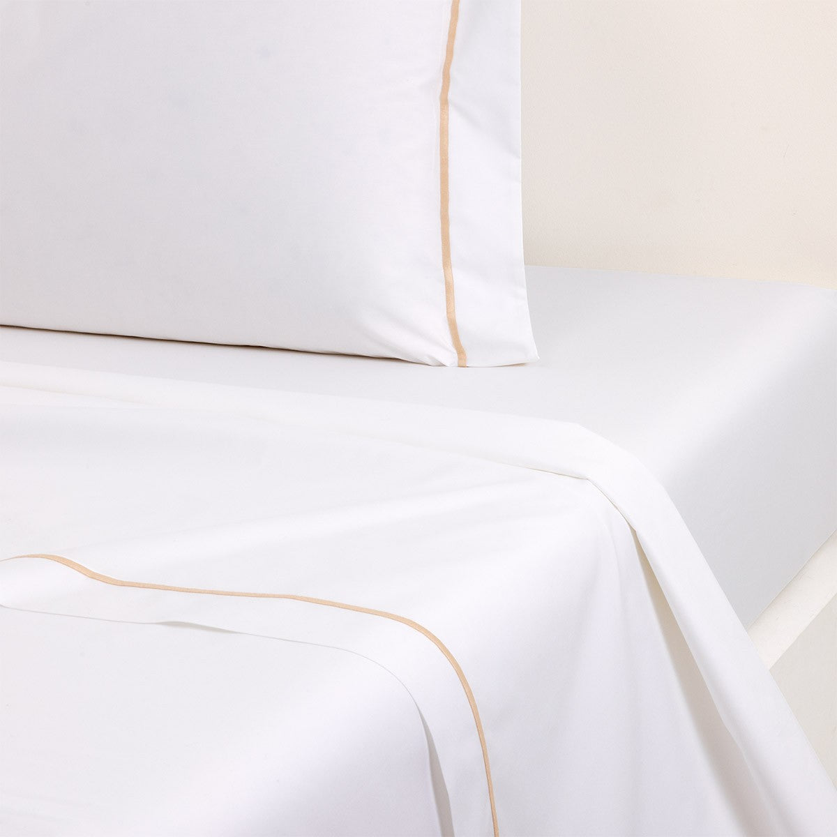 An image of Yves Delorme Athena Flat Sheet