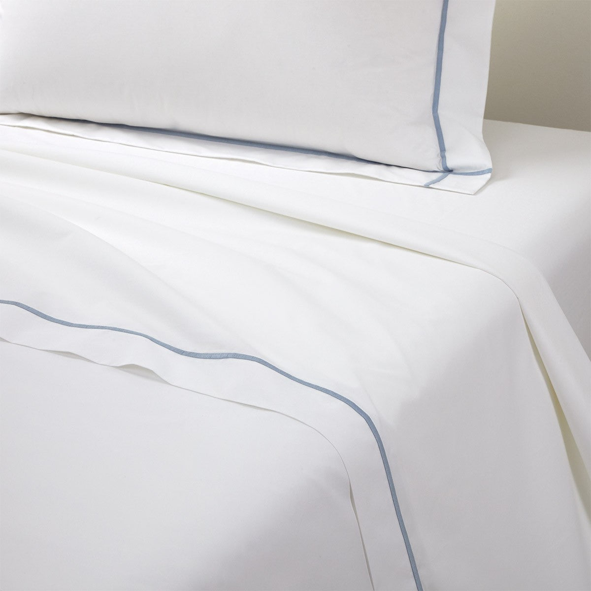 An image of Yves Delorme Athena Flat Sheet
