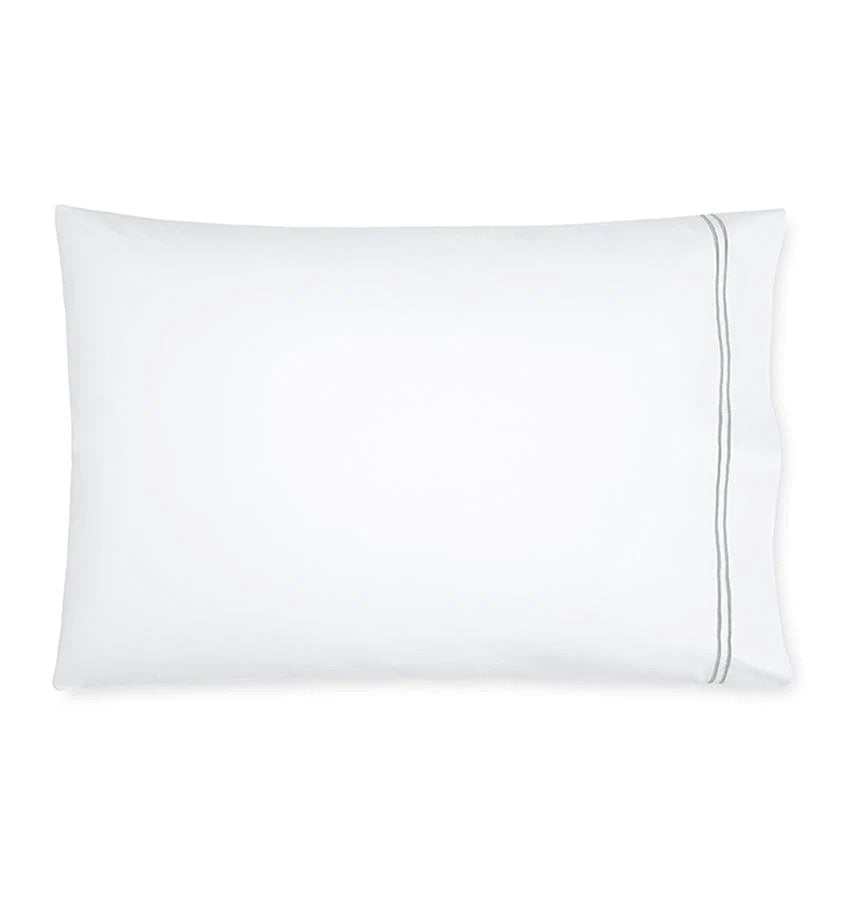 An image of Sferra Grande Hotel Pillowcase Pair