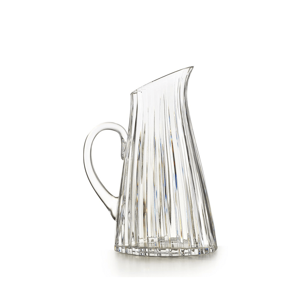 Vista Alegre Fantasy Pitcher