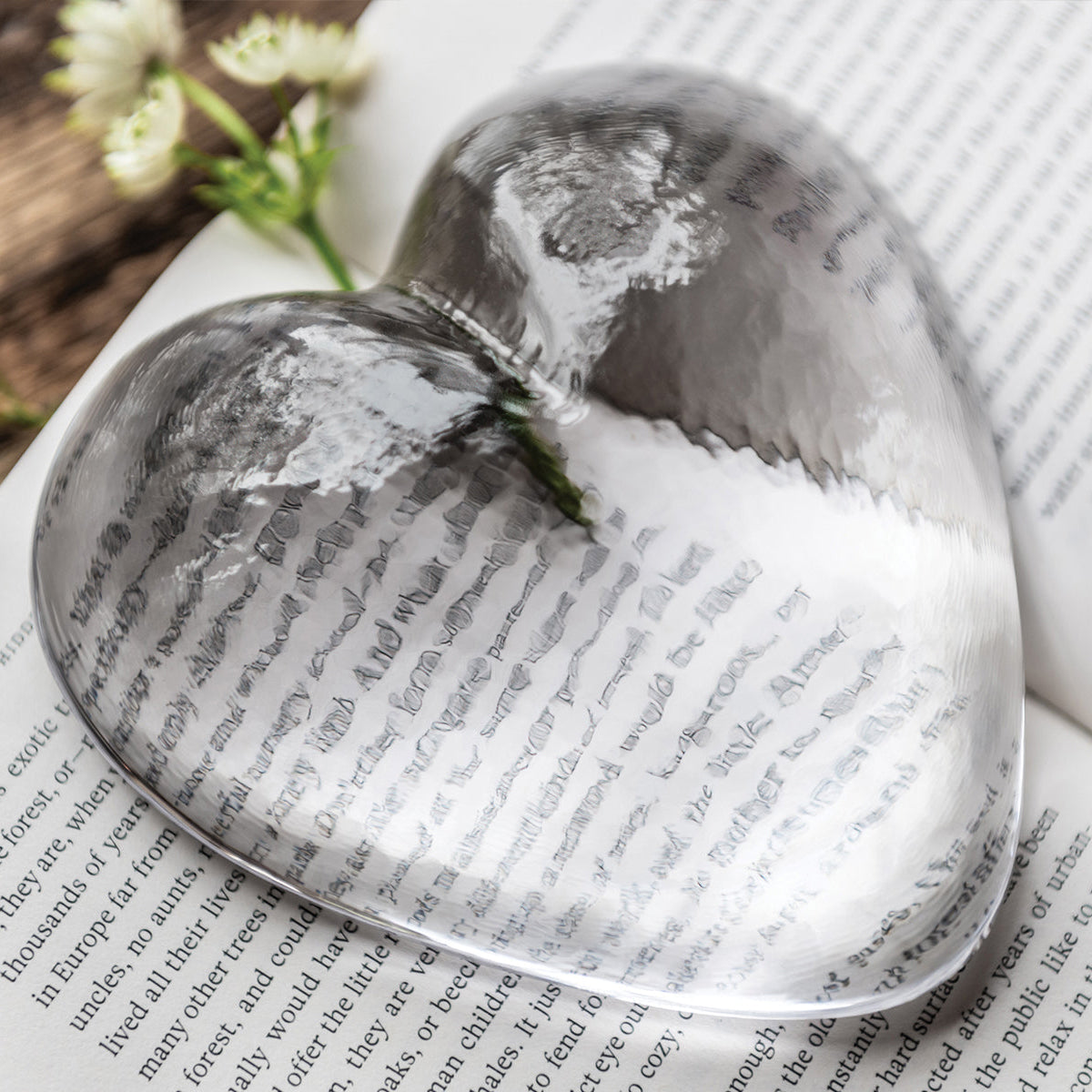 Simon Pearce Highgate Heart in Gift Box - M