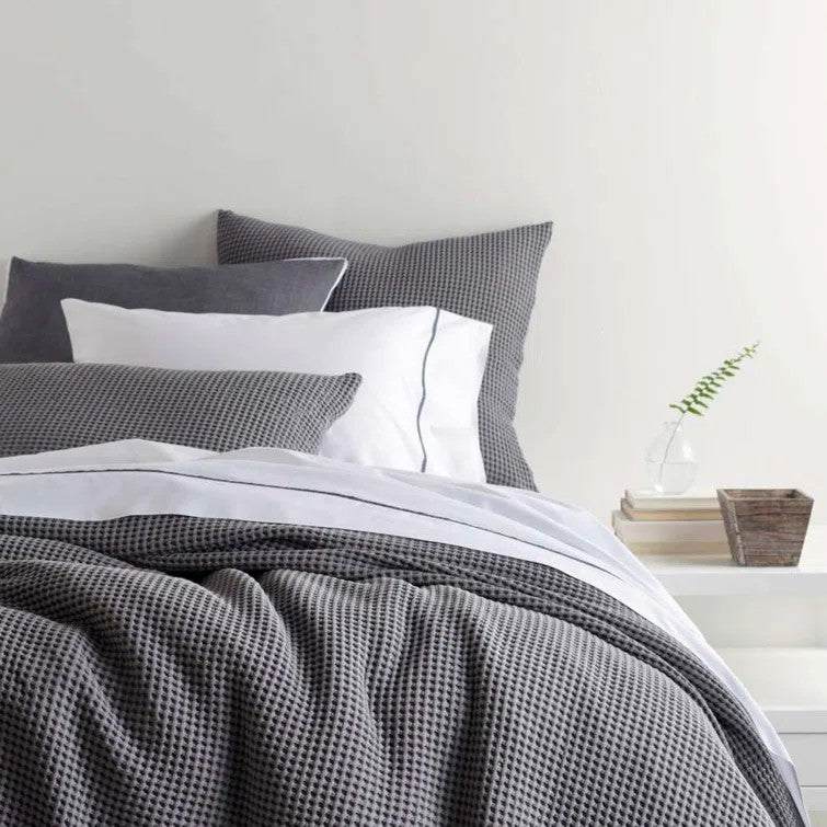 An image of Pine Cone Hill Bed 101 Bubble Matelasse Coverlet