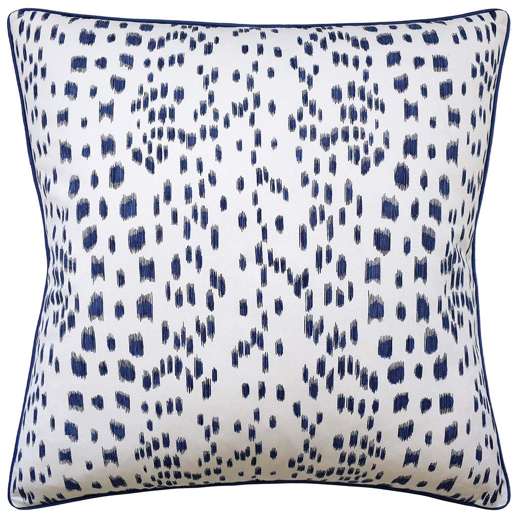 Ryan Studio Les Touches 22" Decorative Pillow