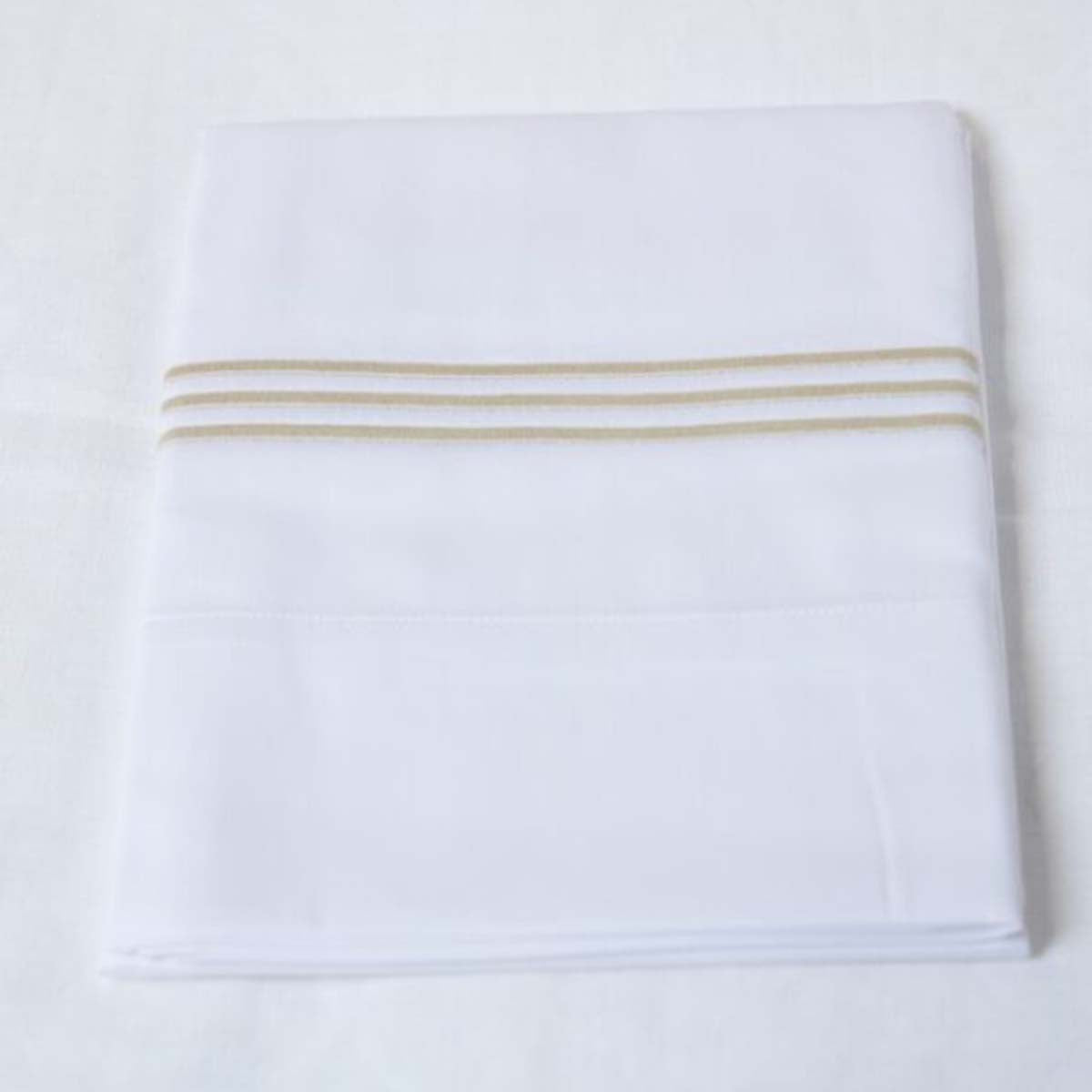 Gracious Home 3-Line Embroidered Flat Sheet