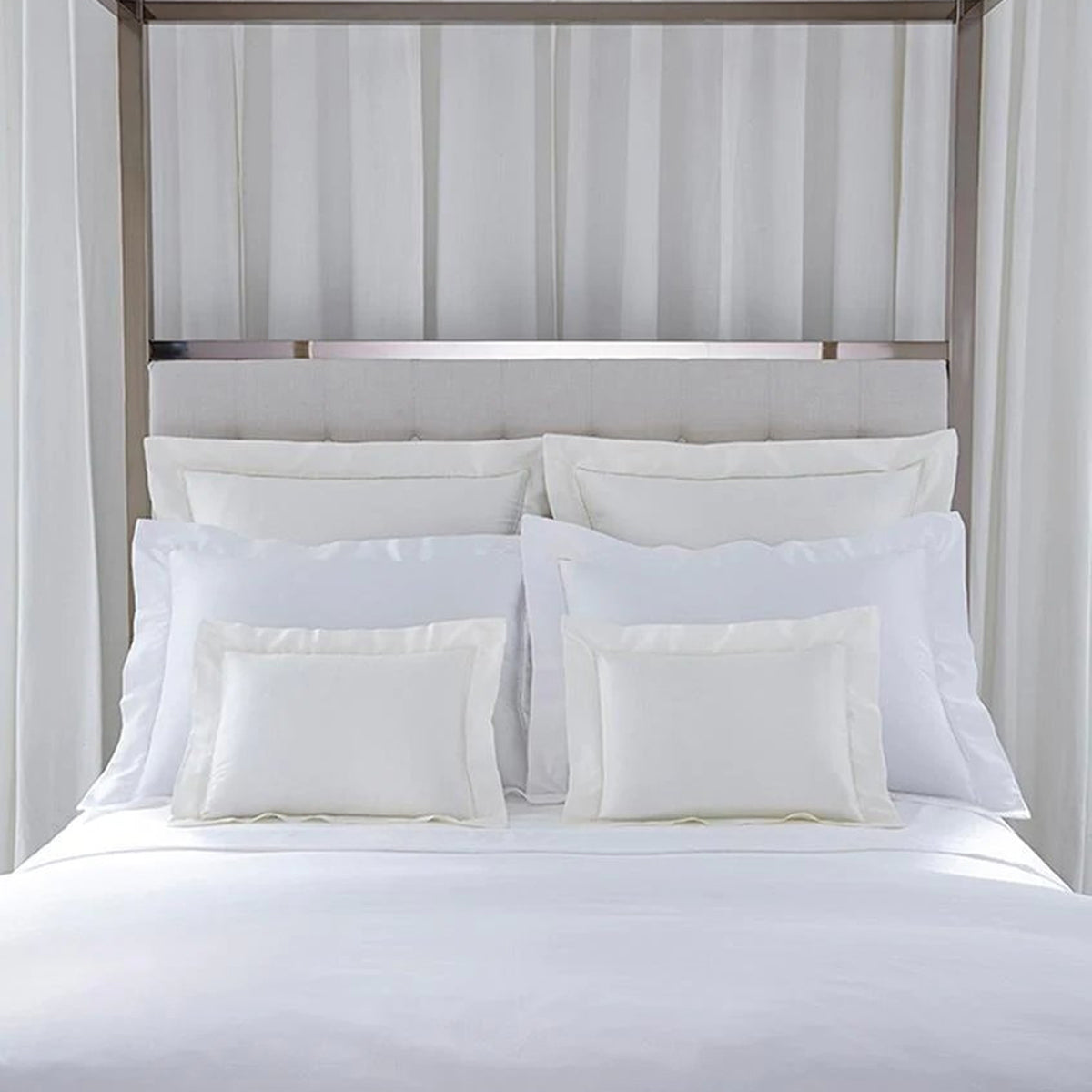 An image of Sferra Giza 45 Sateen Sham