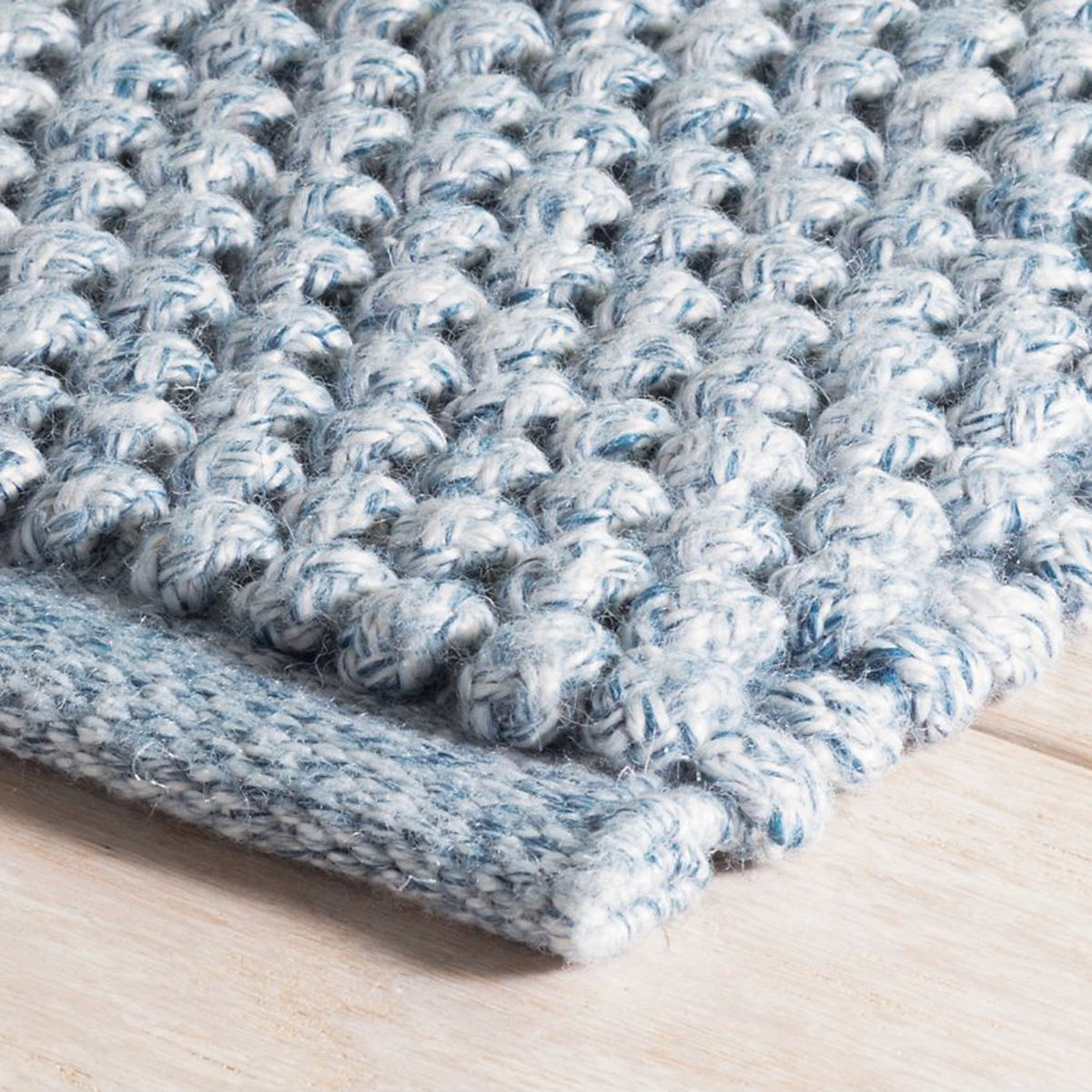GH259033_Dash_and_Albert_Sonoma_Denim_IndoorOutdoor_Rug_3.jpeg