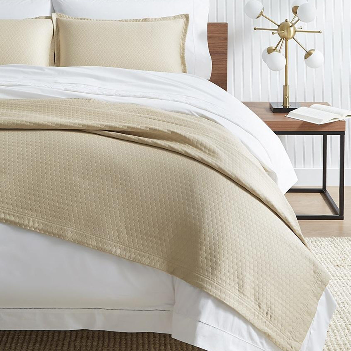Sferra Favo Coverlet