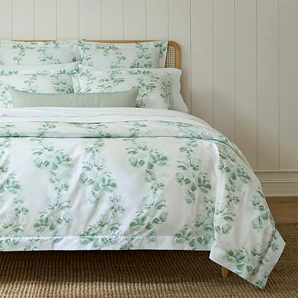 An image of Sferra Rosa Duvet Cover