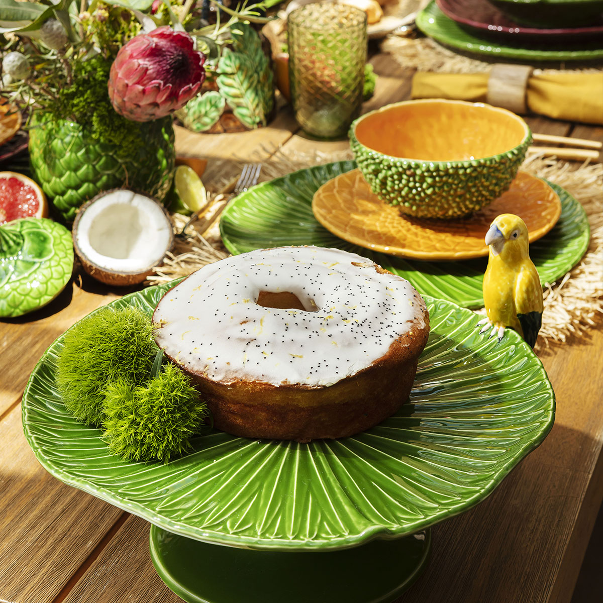 Bordallo Pinheiro Amazonia Cake Stand