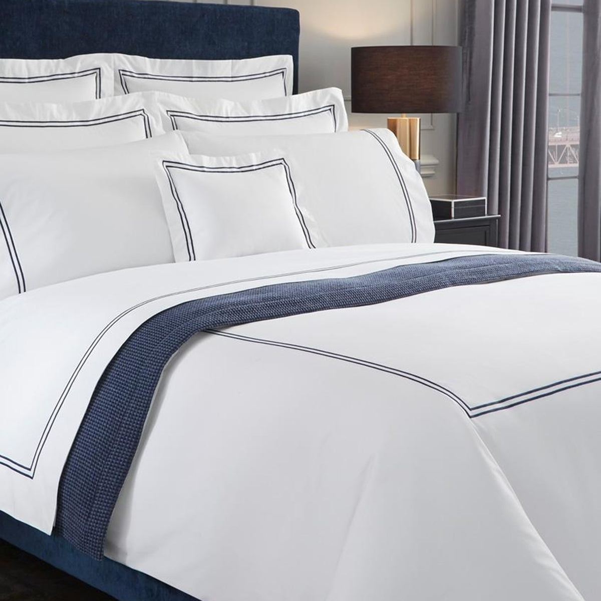 An image of Sferra Grande Hotel Pillowcase Pair