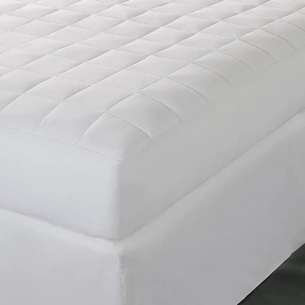 An image of Sferra Arcadia Mattress Pad
