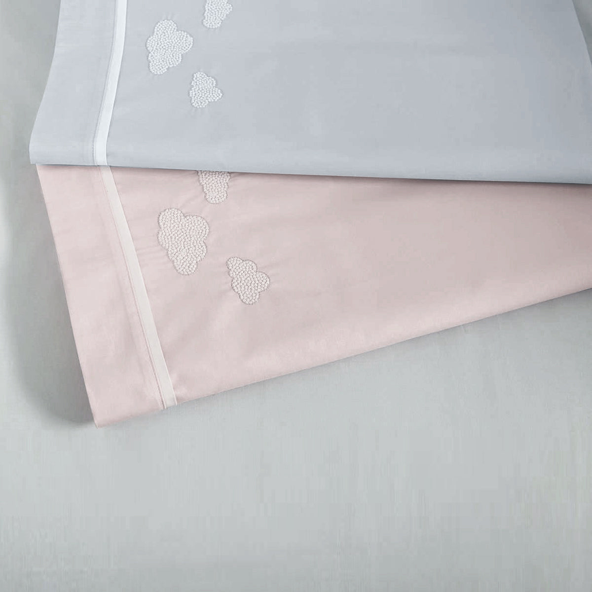 An image of Bovi Cuddle Cloud Crib Duvet Cover