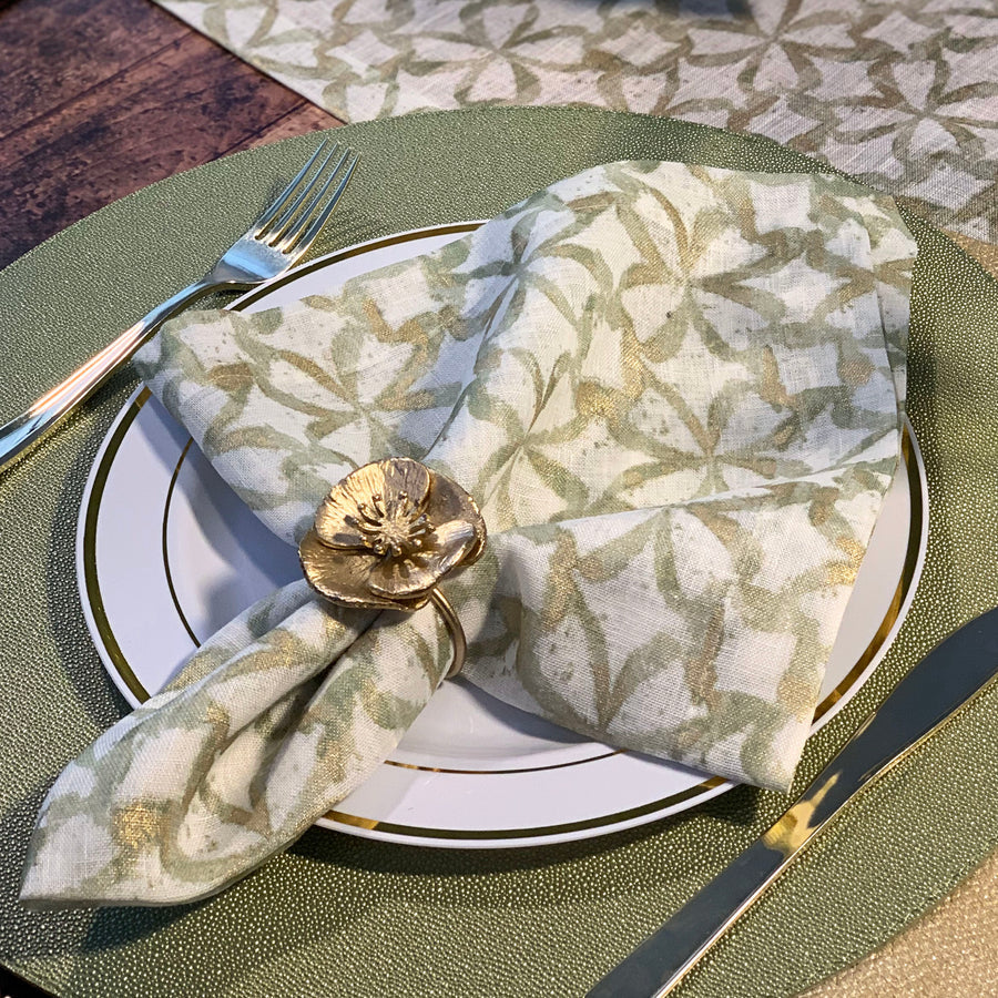 An image of Bodrum Shamrock Set of 4 Dinner Napkin