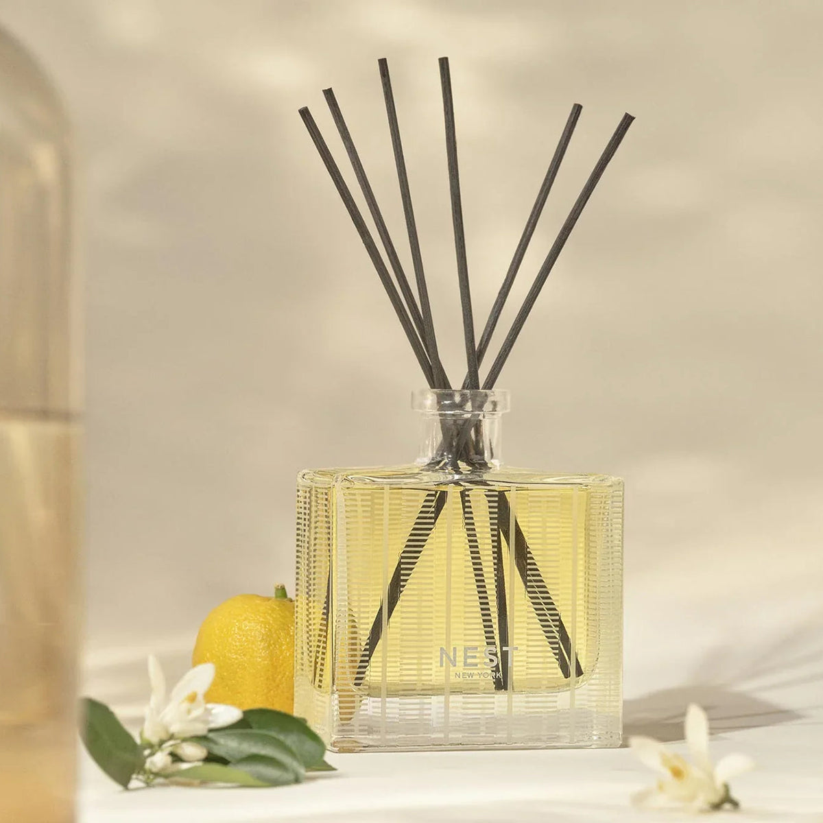Nest Fragrances Sunlit Yuzu & Neroli Reed Diffuser 5.9 fl oz
