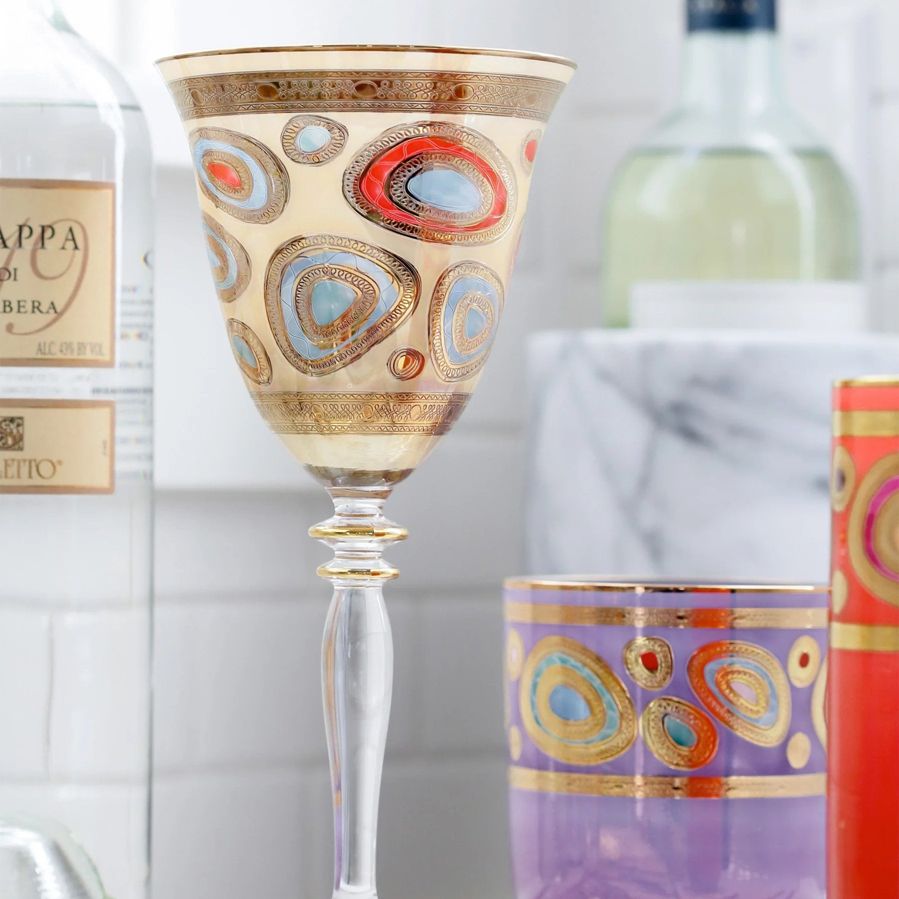 An image of Vietri Regalia Wine Glass