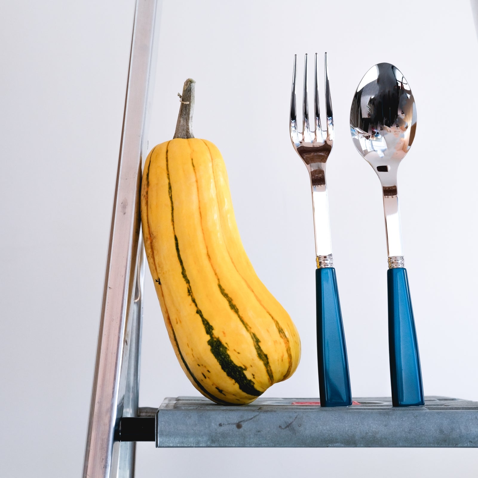 An image of Sabre Icone Serving Set