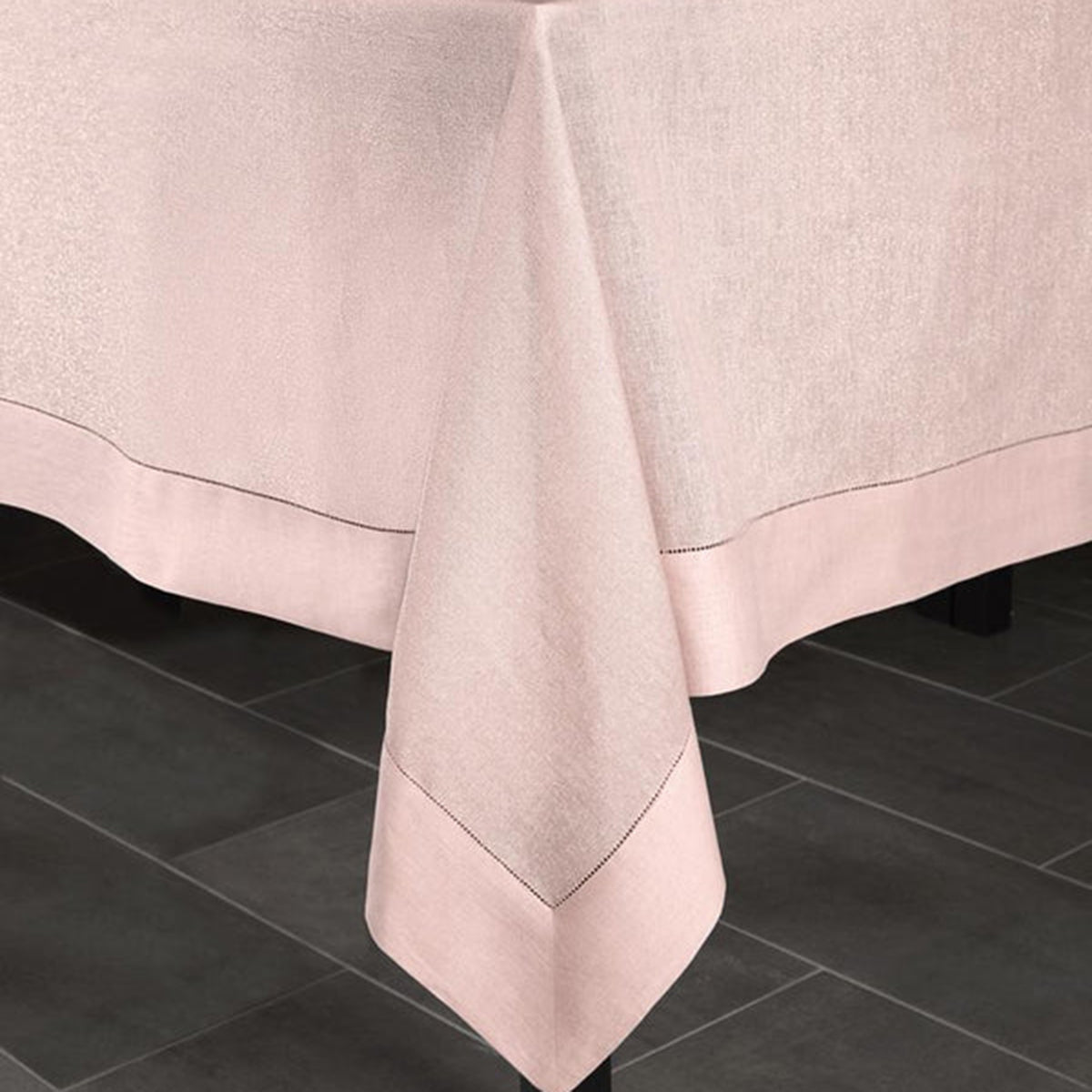Sferra Reece Tablecloth
