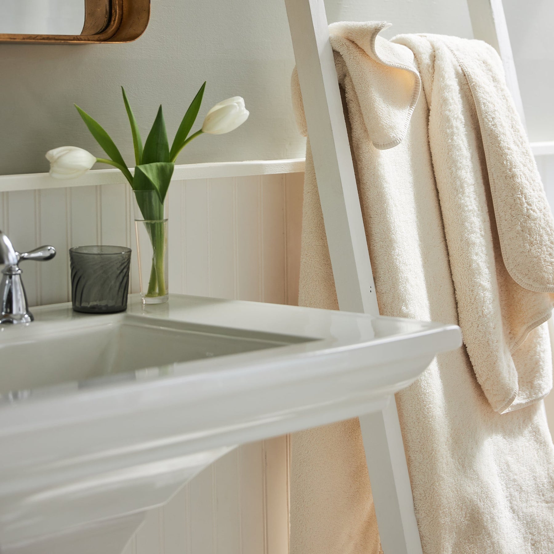 An image of Scandia Indulgence Hand Towel
