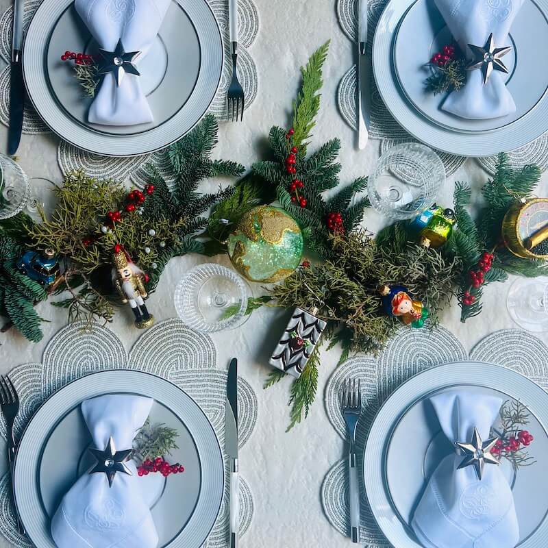 An image of Von Gern Knot  Placemat  Set of 2