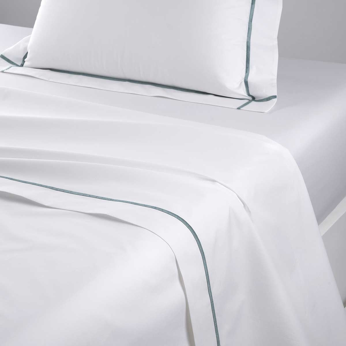 An image of Yves Delorme Athena Flat Sheet