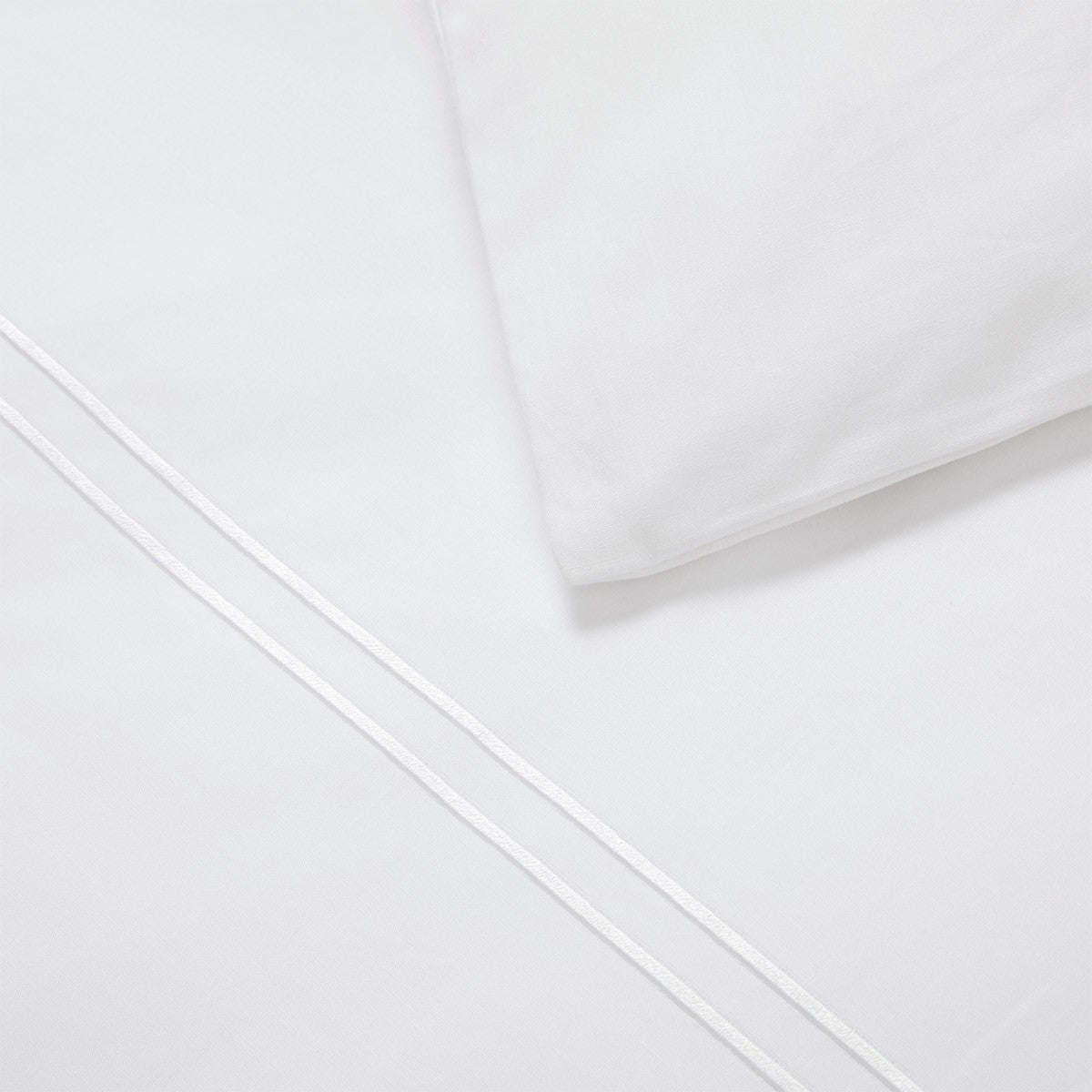 An image of Yves Delorme Duo Duvet Cover