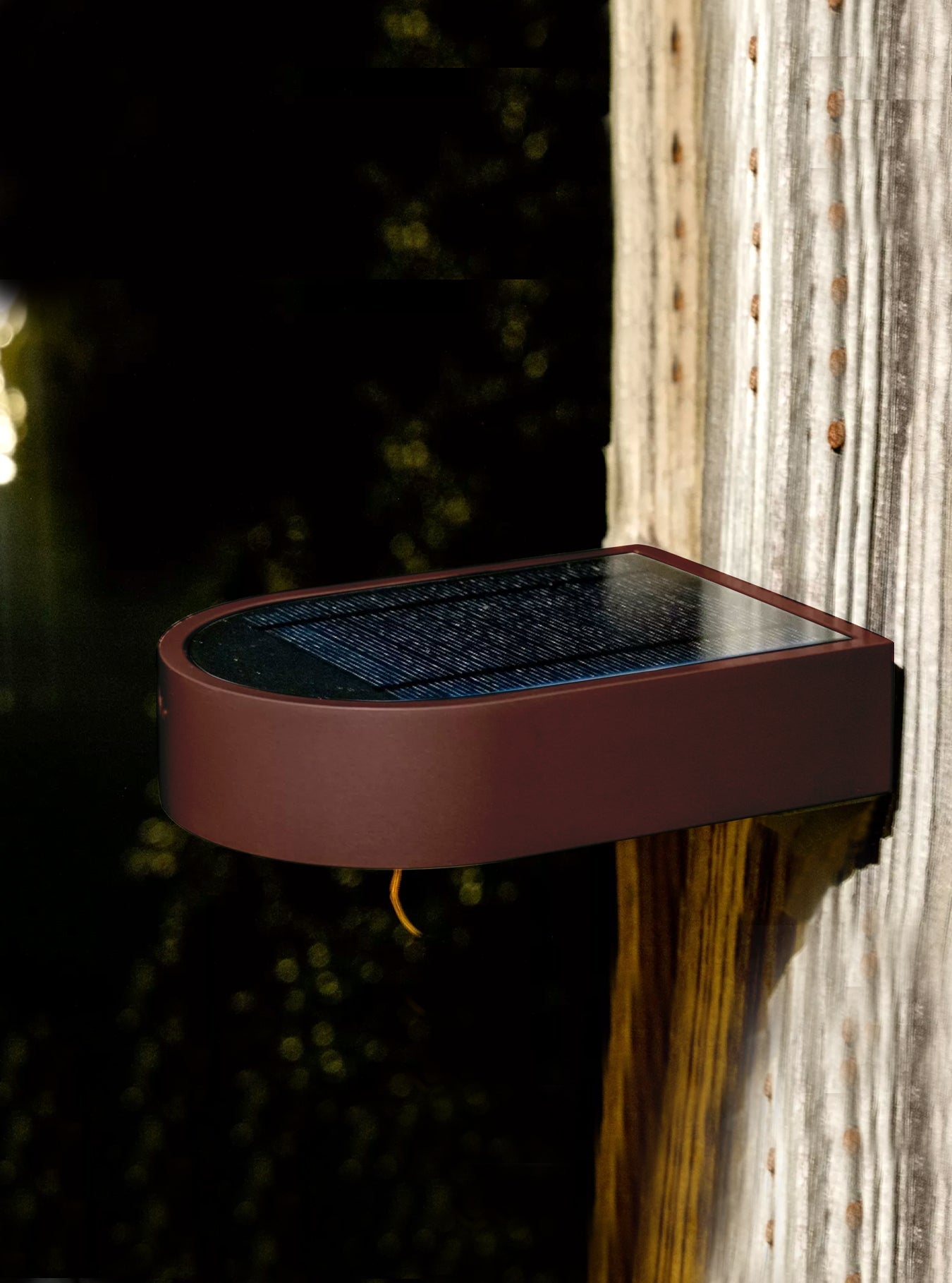 An image of Solzo Post Light