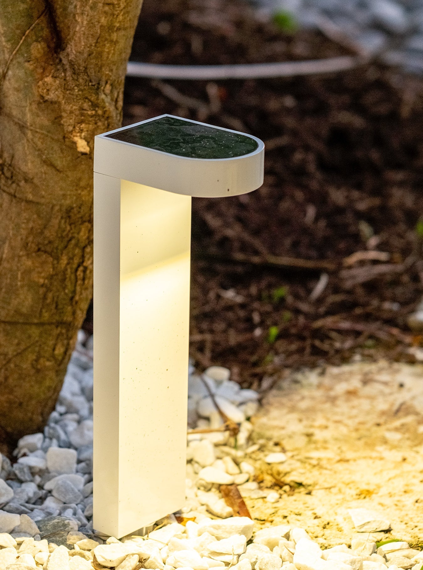 An image of Solzo Walkway Light